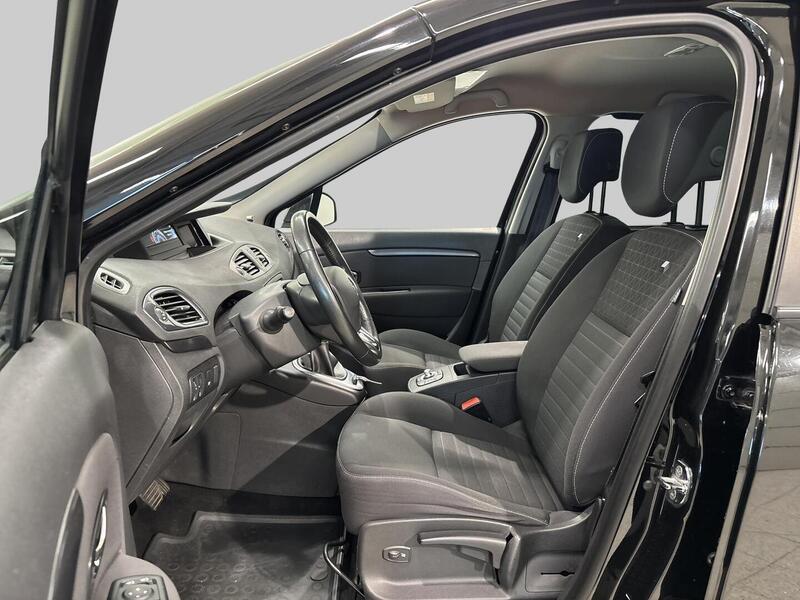 Renault Grand Scénic vaihtoauto