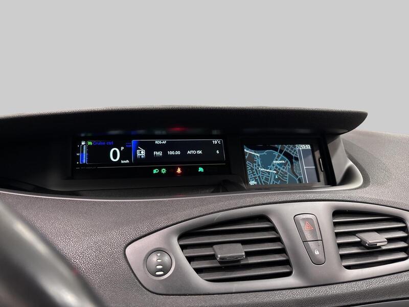 Renault Grand Scénic vaihtoauto