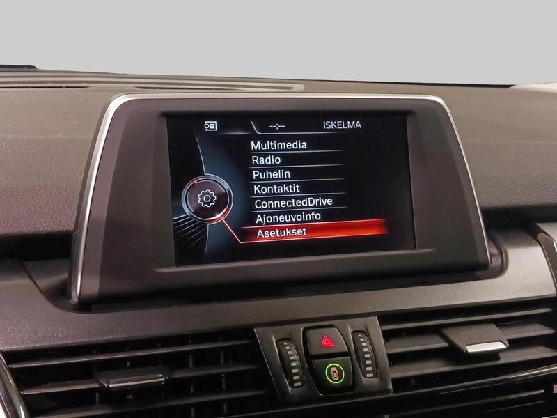 BMW 216 vaihtoauto
