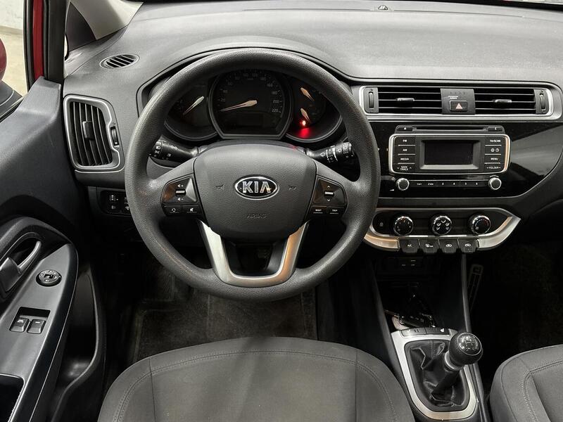 Kia Rio vaihtoauto