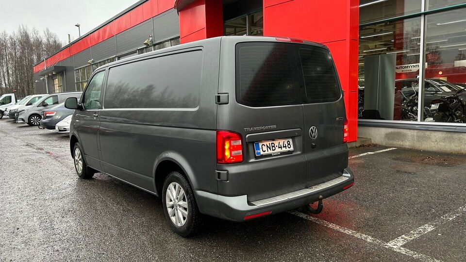Volkswagen Transporter vaihtoauto