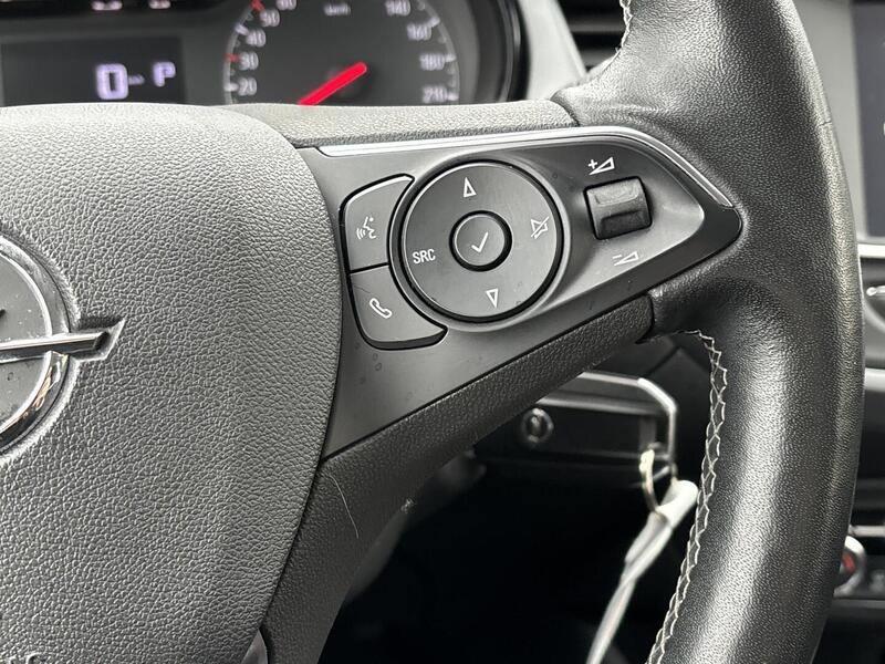 Opel Crossland X vaihtoauto