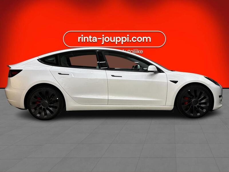 Tesla Model 3 vaihtoauto