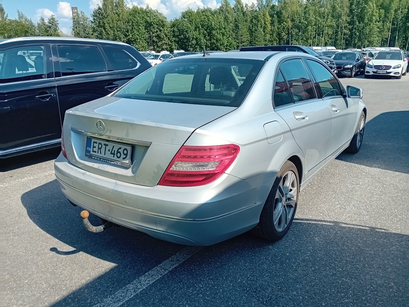 Mercedes-Benz C vaihtoauto