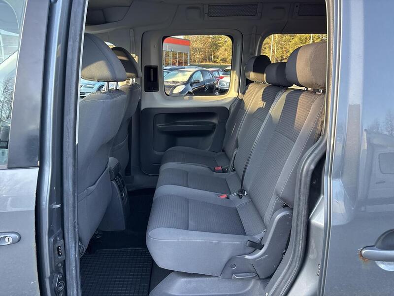 Volkswagen Caddy Maxi vaihtoauto