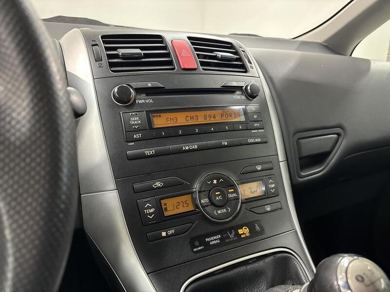 Toyota Auris vaihtoauto