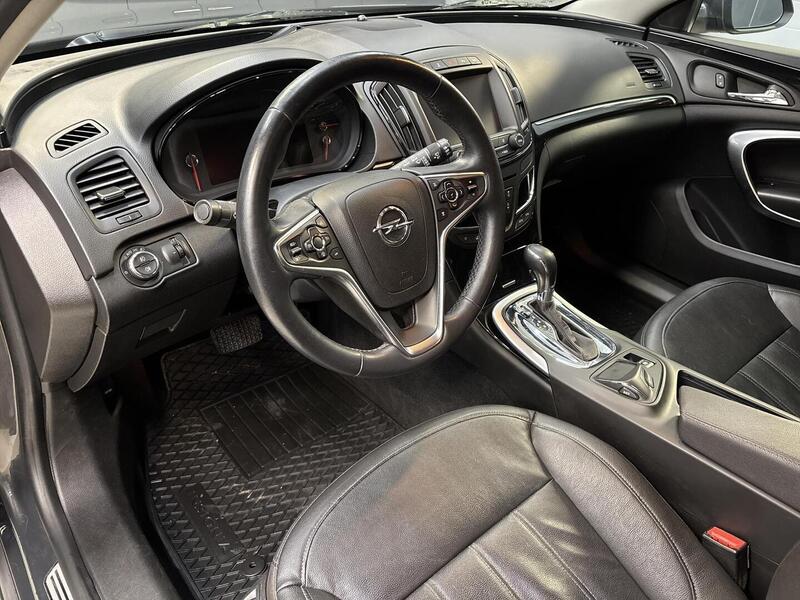 Opel Insignia vaihtoauto