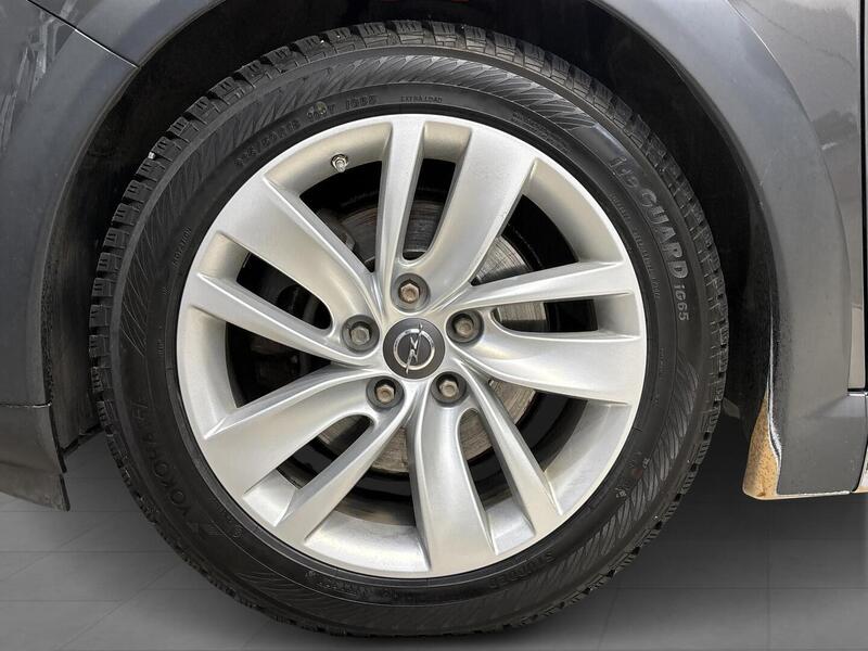 Opel Insignia vaihtoauto