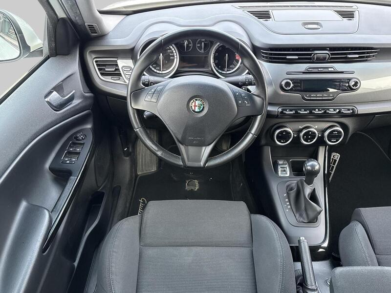 Alfa Romeo Giulietta vaihtoauto