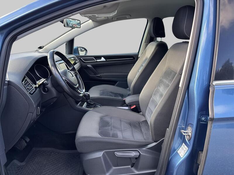 Volkswagen Golf Sportsvan vaihtoauto