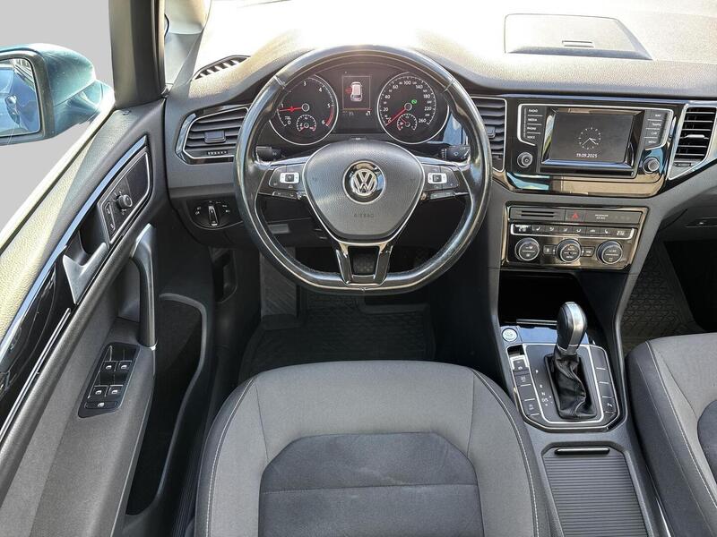 Volkswagen Golf Sportsvan vaihtoauto