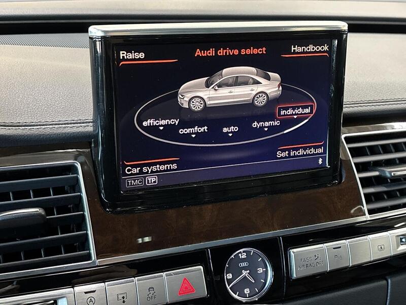 Audi A8 vaihtoauto