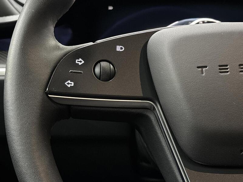 Tesla Model S vaihtoauto