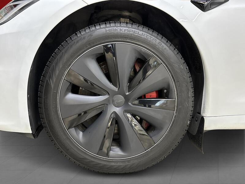 Tesla Model S vaihtoauto