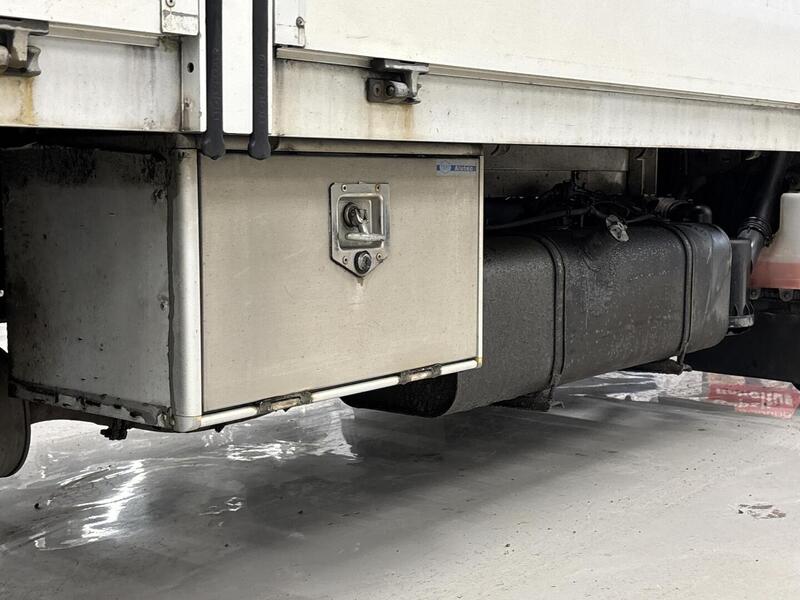 Toyota Dyna vaihtoauto