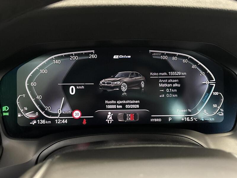 BMW 330 vaihtoauto