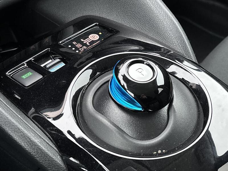 Nissan Leaf vaihtoauto