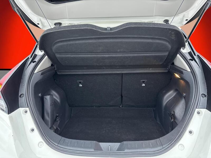 Nissan Leaf vaihtoauto