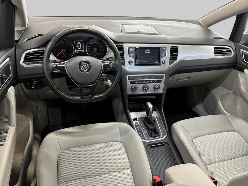 Volkswagen Golf Sportsvan vaihtoauto