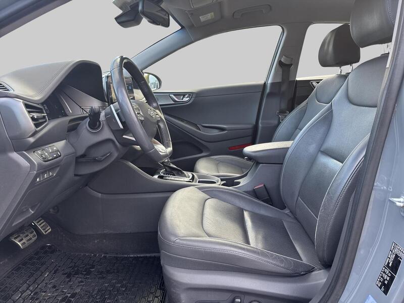 Hyundai IONIQ plug-in vaihtoauto