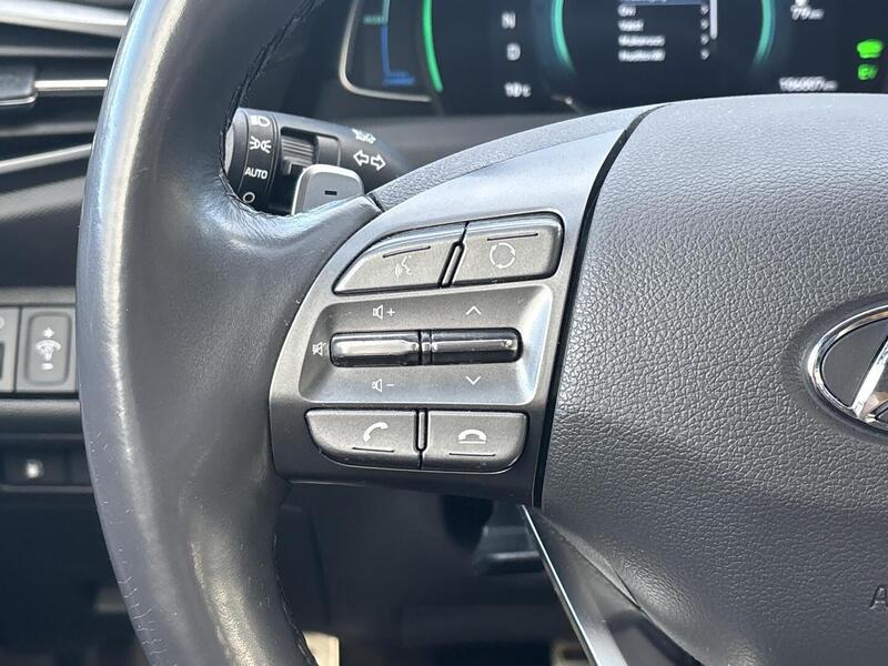 Hyundai IONIQ plug-in vaihtoauto