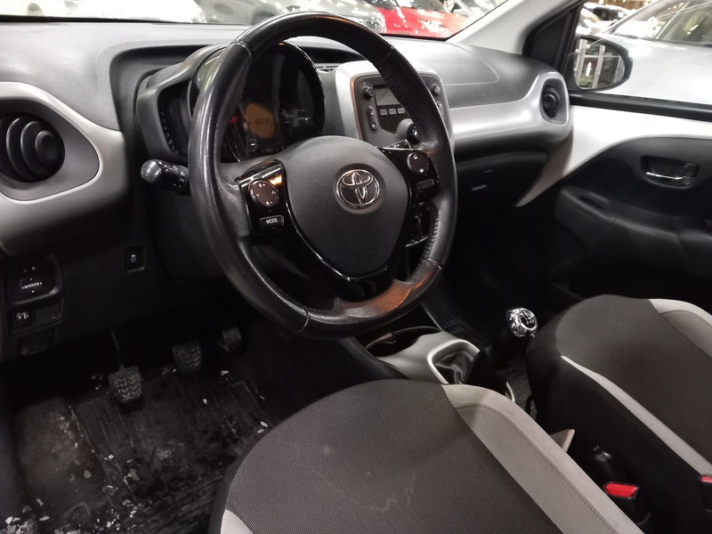 Toyota AYGO vaihtoauto