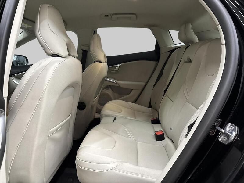 Volvo V40 vaihtoauto