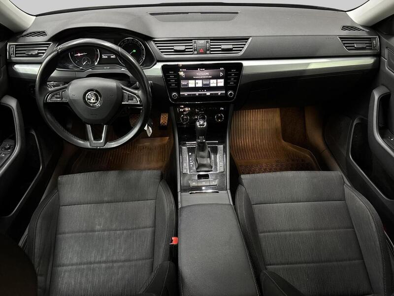 Skoda Superb vaihtoauto