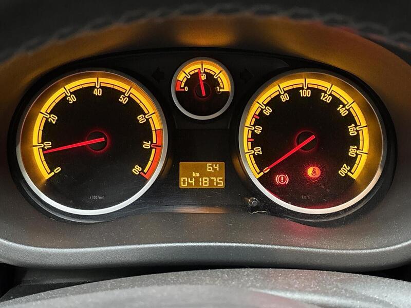 Opel Corsa vaihtoauto