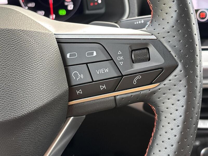 SEAT Arona vaihtoauto