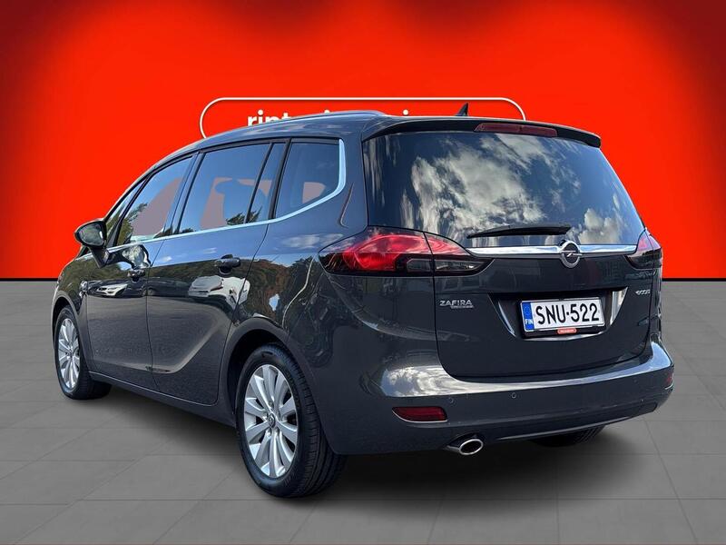 Opel Zafira Tourer vaihtoauto