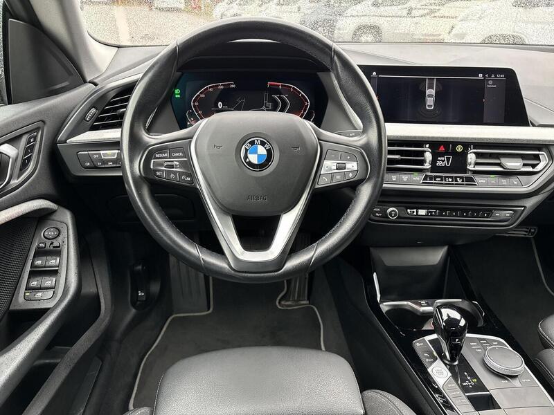 BMW 218 vaihtoauto