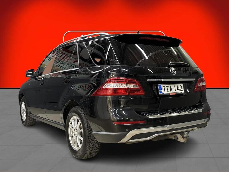 Mercedes-Benz ML vaihtoauto