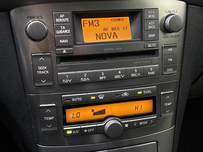 Toyota Avensis vaihtoauto