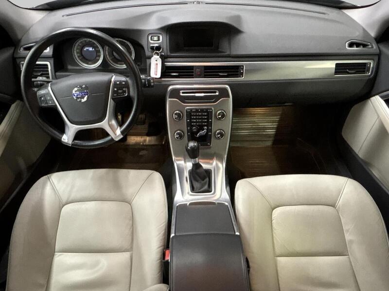 Volvo V70 vaihtoauto