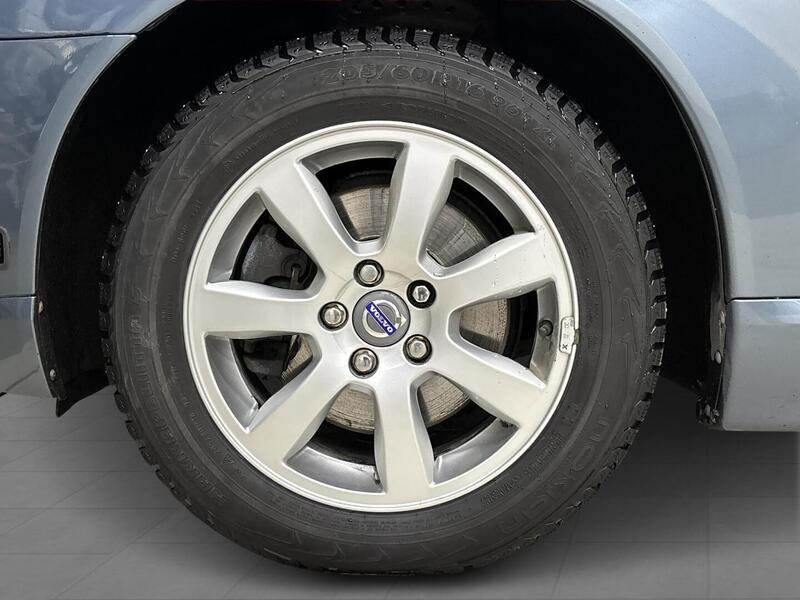 Volvo V70 vaihtoauto