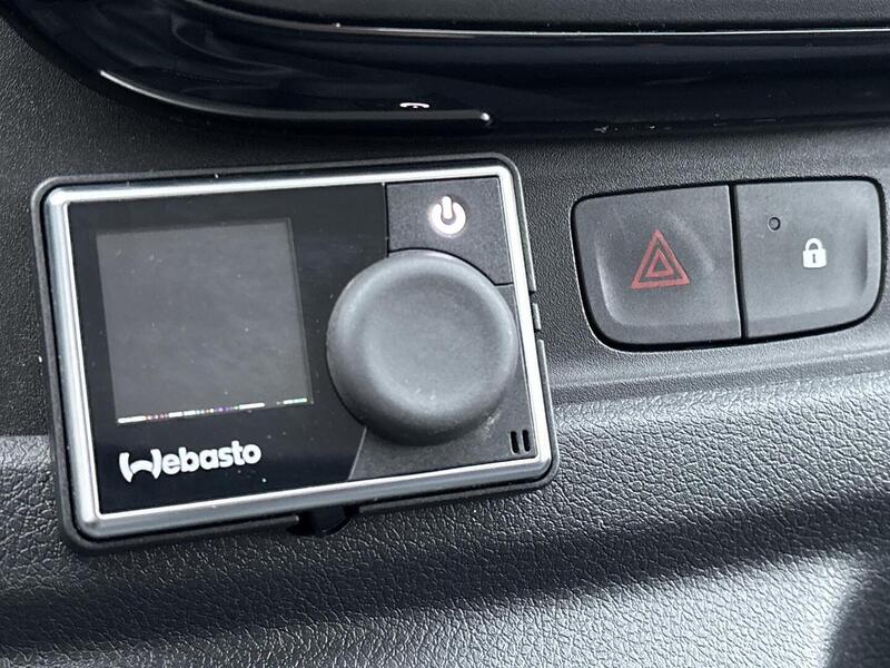 Opel Vivaro vaihtoauto