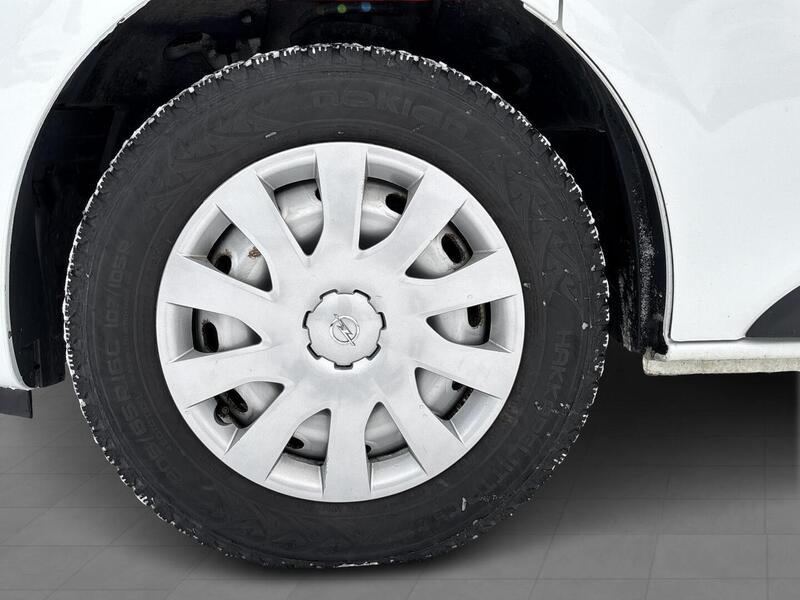 Opel Vivaro vaihtoauto