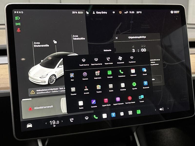 Tesla Model 3 vaihtoauto