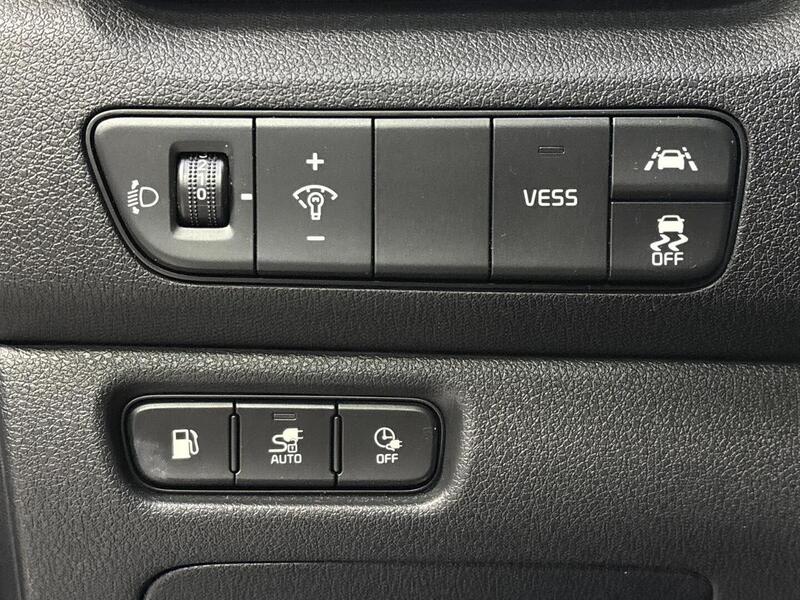 Kia Niro plug-in vaihtoauto