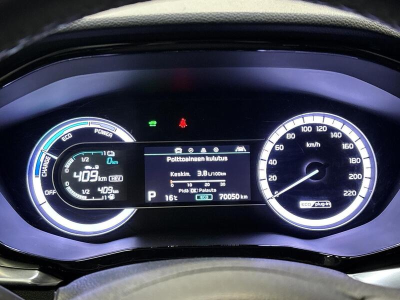 Kia Niro plug-in vaihtoauto
