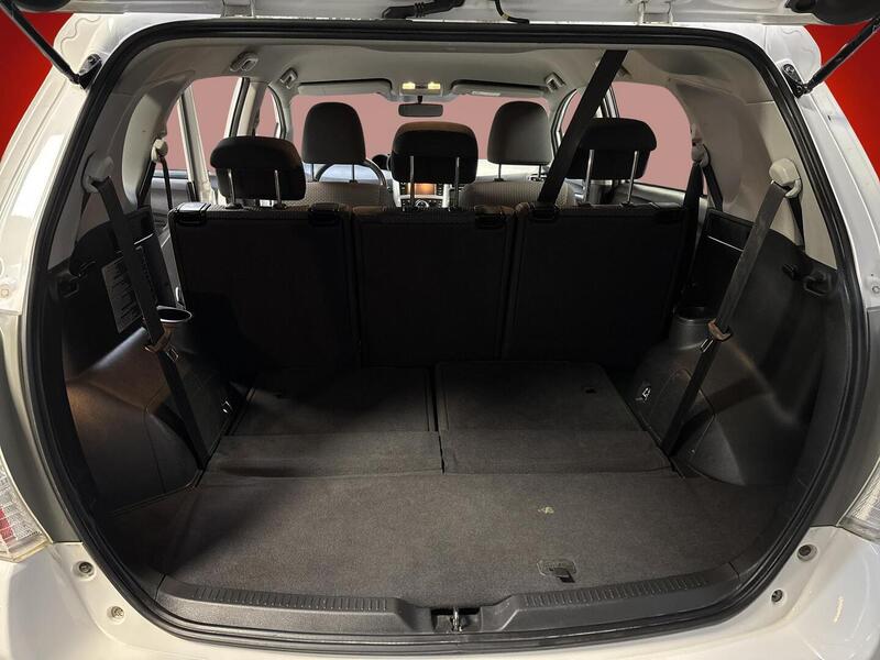 Toyota Verso vaihtoauto