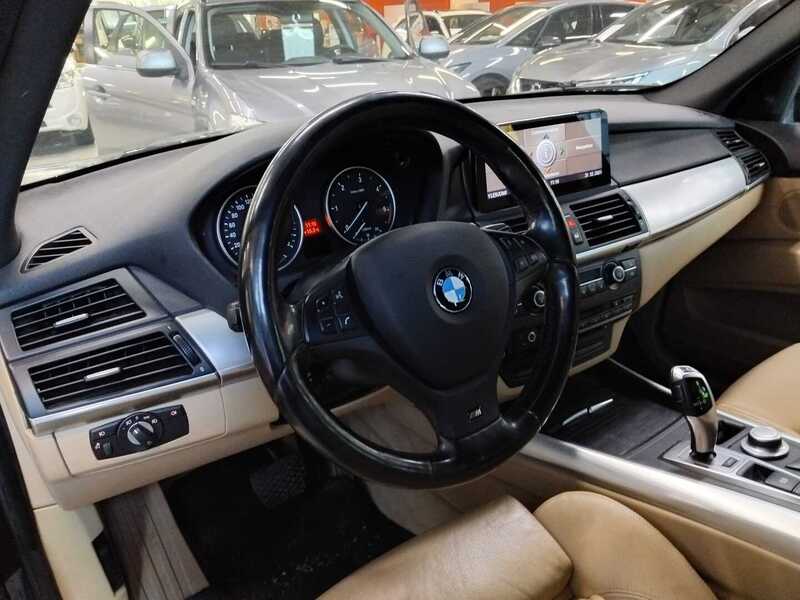 BMW X5 vaihtoauto