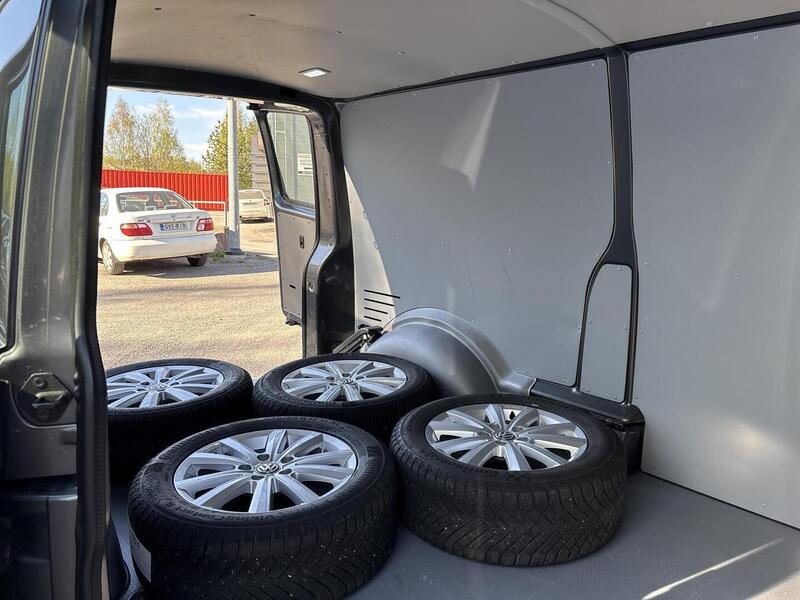 Volkswagen Transporter vaihtoauto