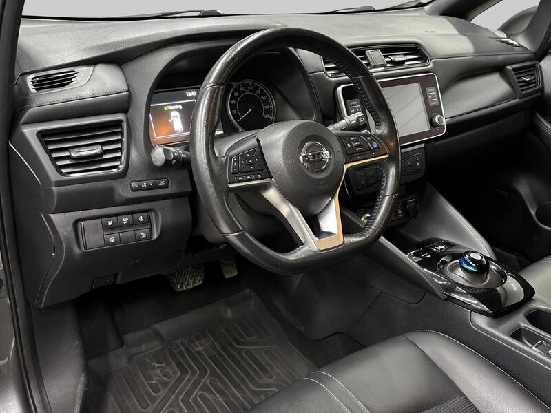 Nissan Leaf vaihtoauto