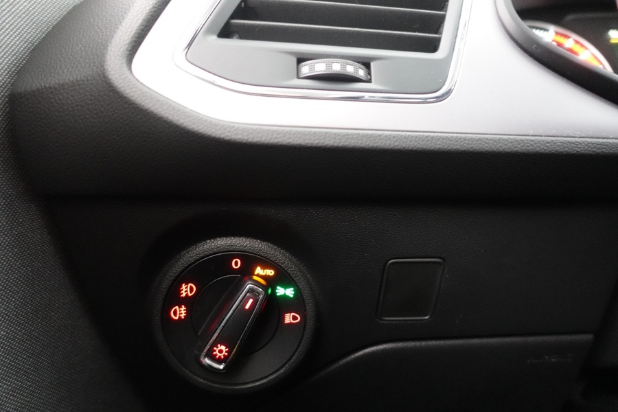 SEAT Leon ST vaihtoauto