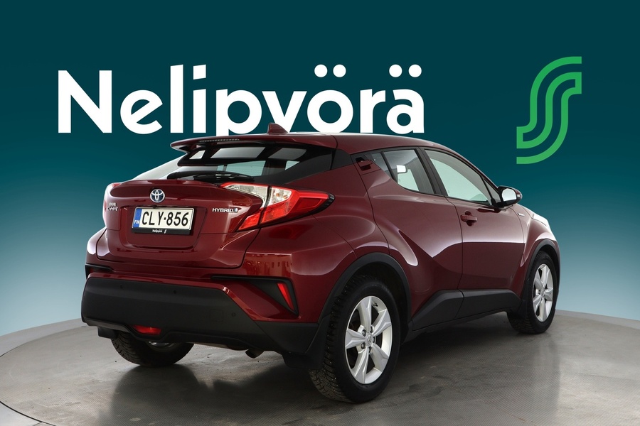 Toyota C-HR vaihtoauto