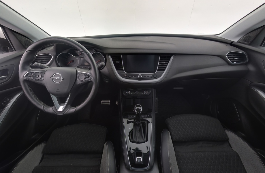 Opel Grandland X vaihtoauto