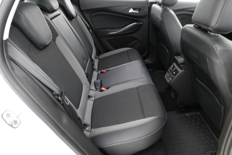 Opel Grandland X vaihtoauto