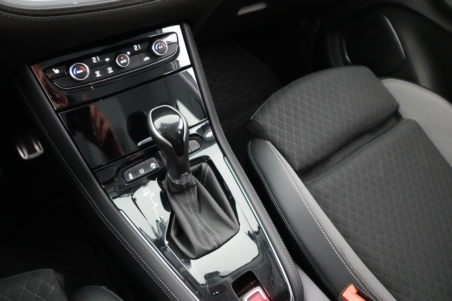 Opel Grandland X vaihtoauto